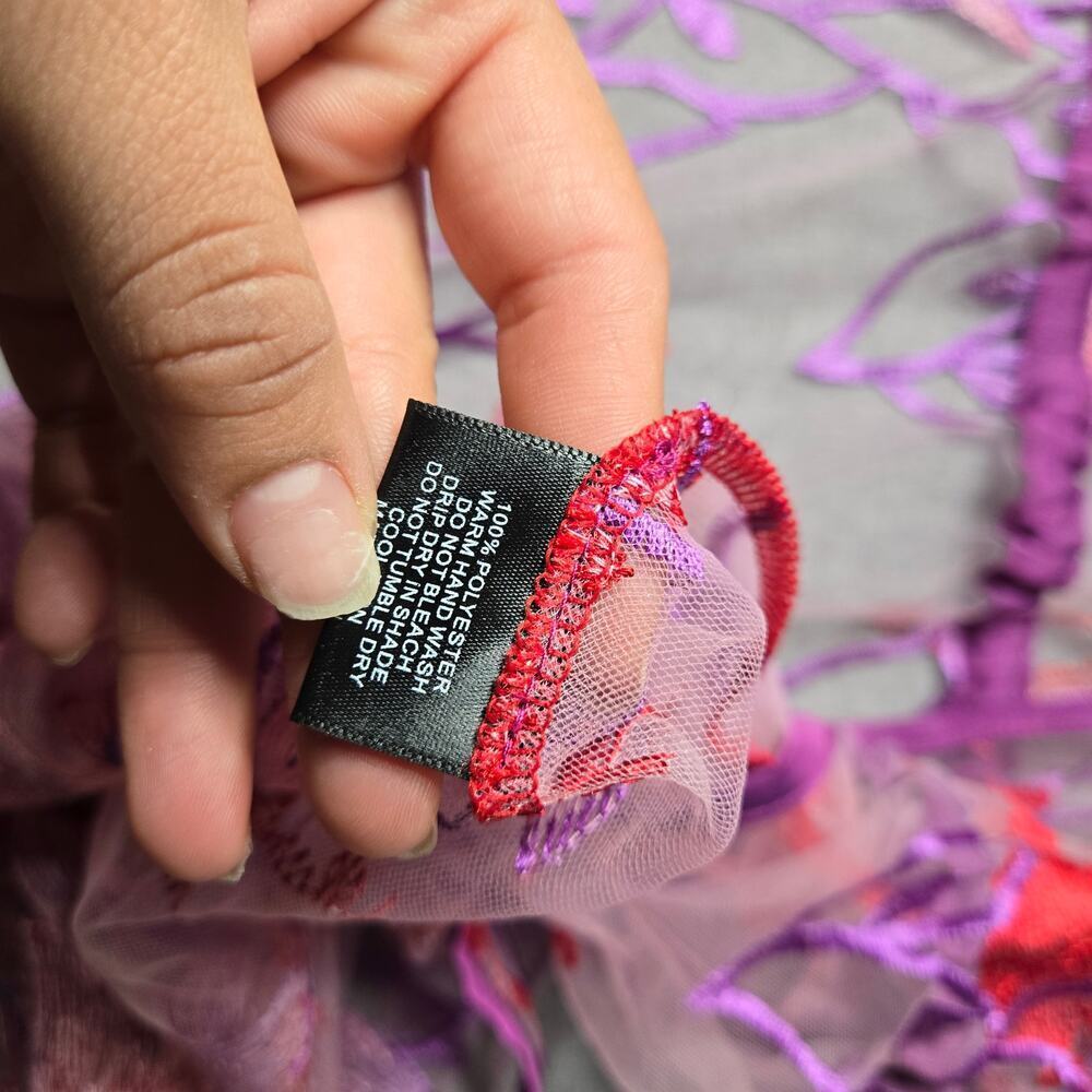 Dolcessa Sheer Floral Embroidered Robe - Picture 3 of 4